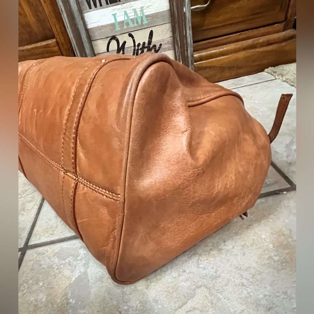 Beautiful Talbots Satchel Purse - Picture 9 of 11
